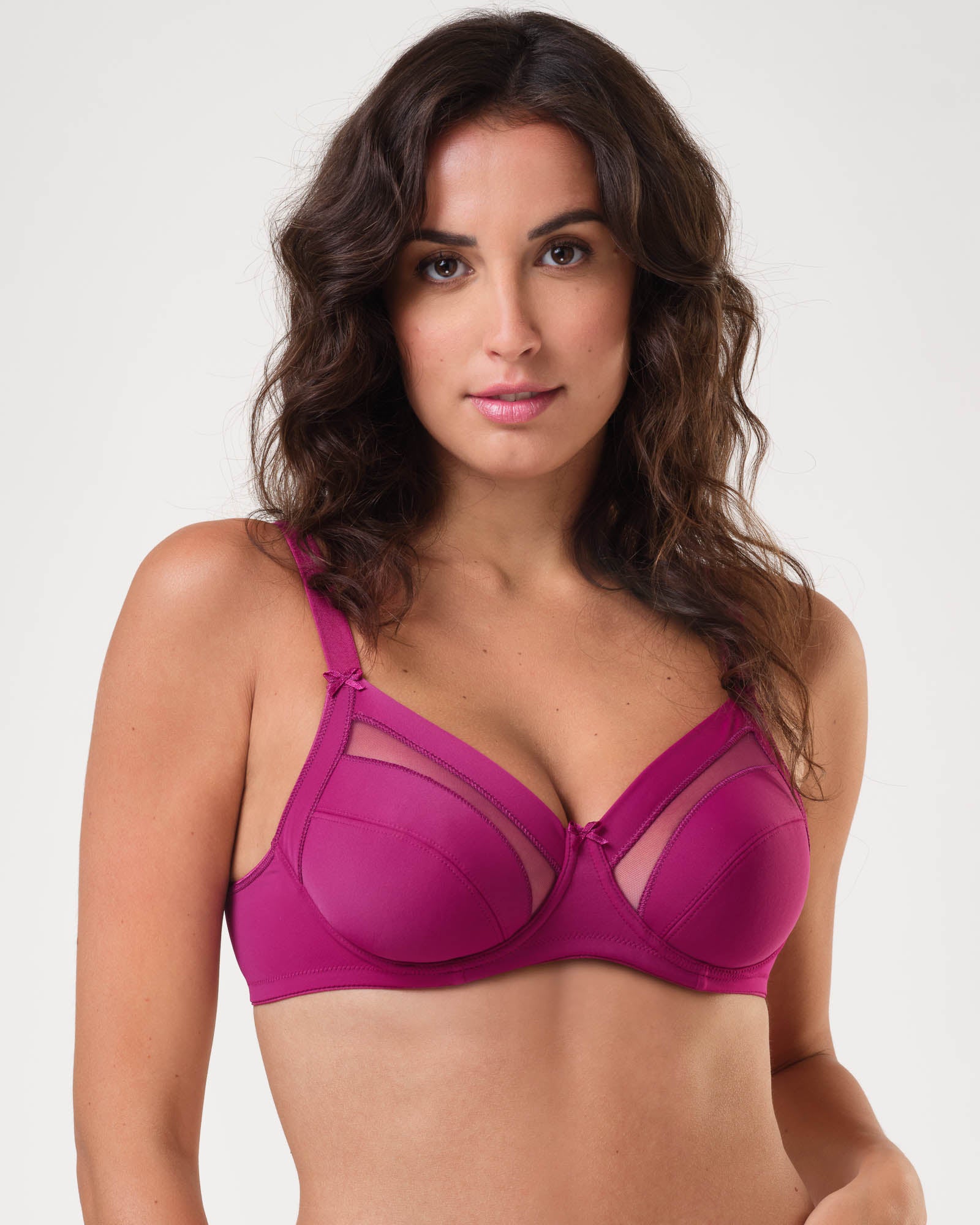 Reggiseno con ferretto in tessuto elasticizzato e inserti in tulle sulla coppa