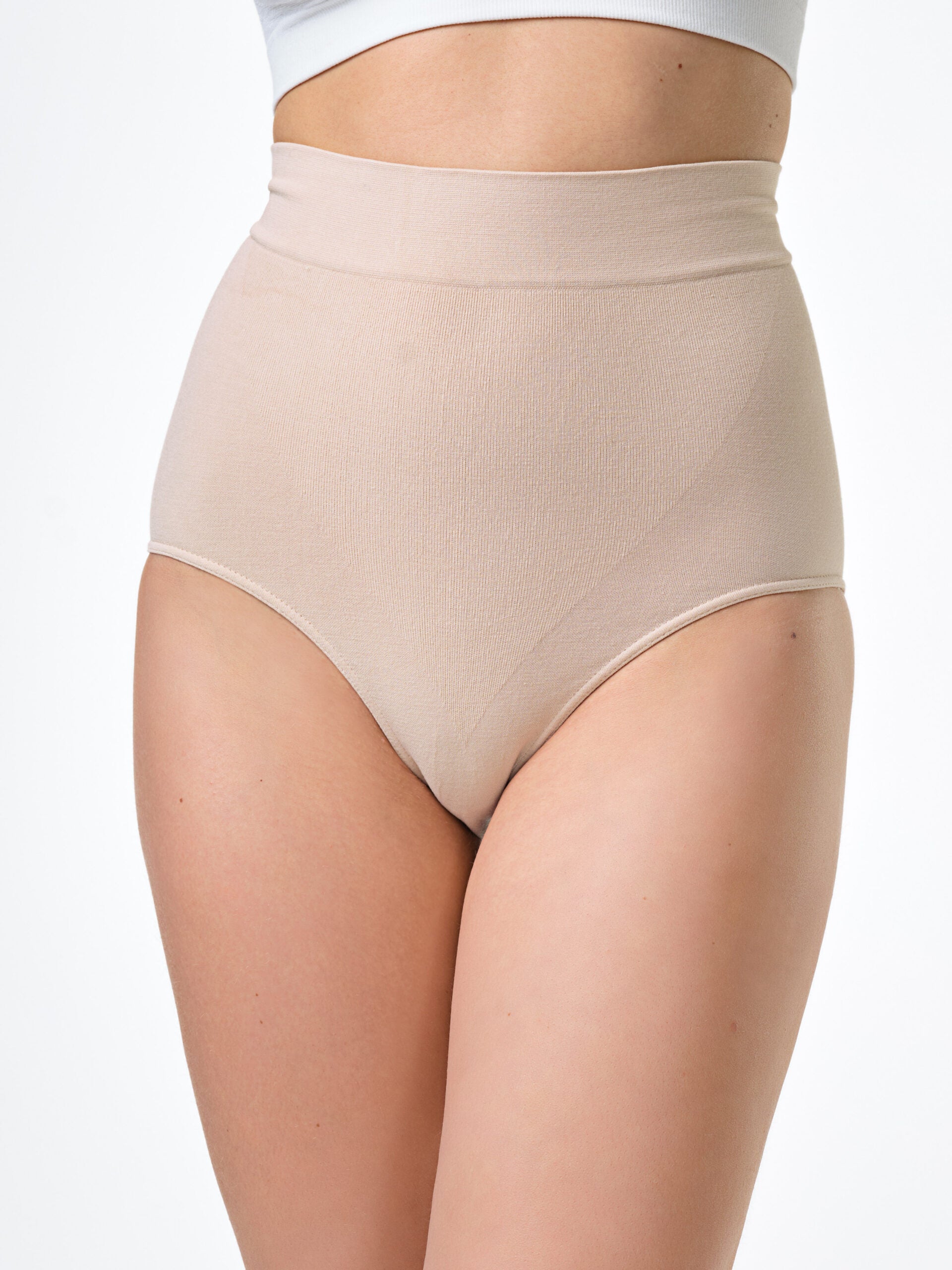 Guainetta color cipria effetto shape in fibra di bamboo.