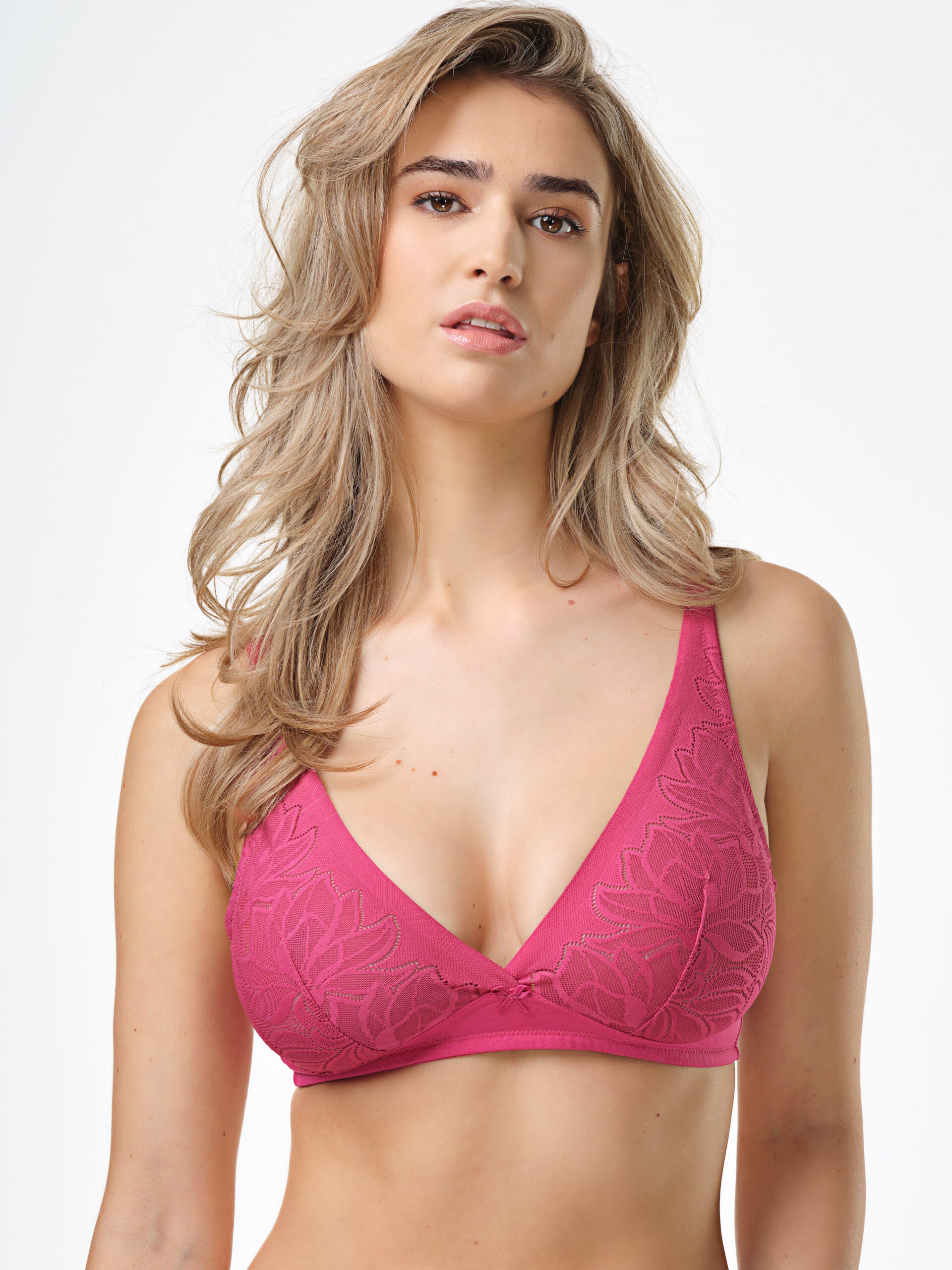 Reggiseno vela ciliegia in microfibra con tessuto jacquard floreale.
