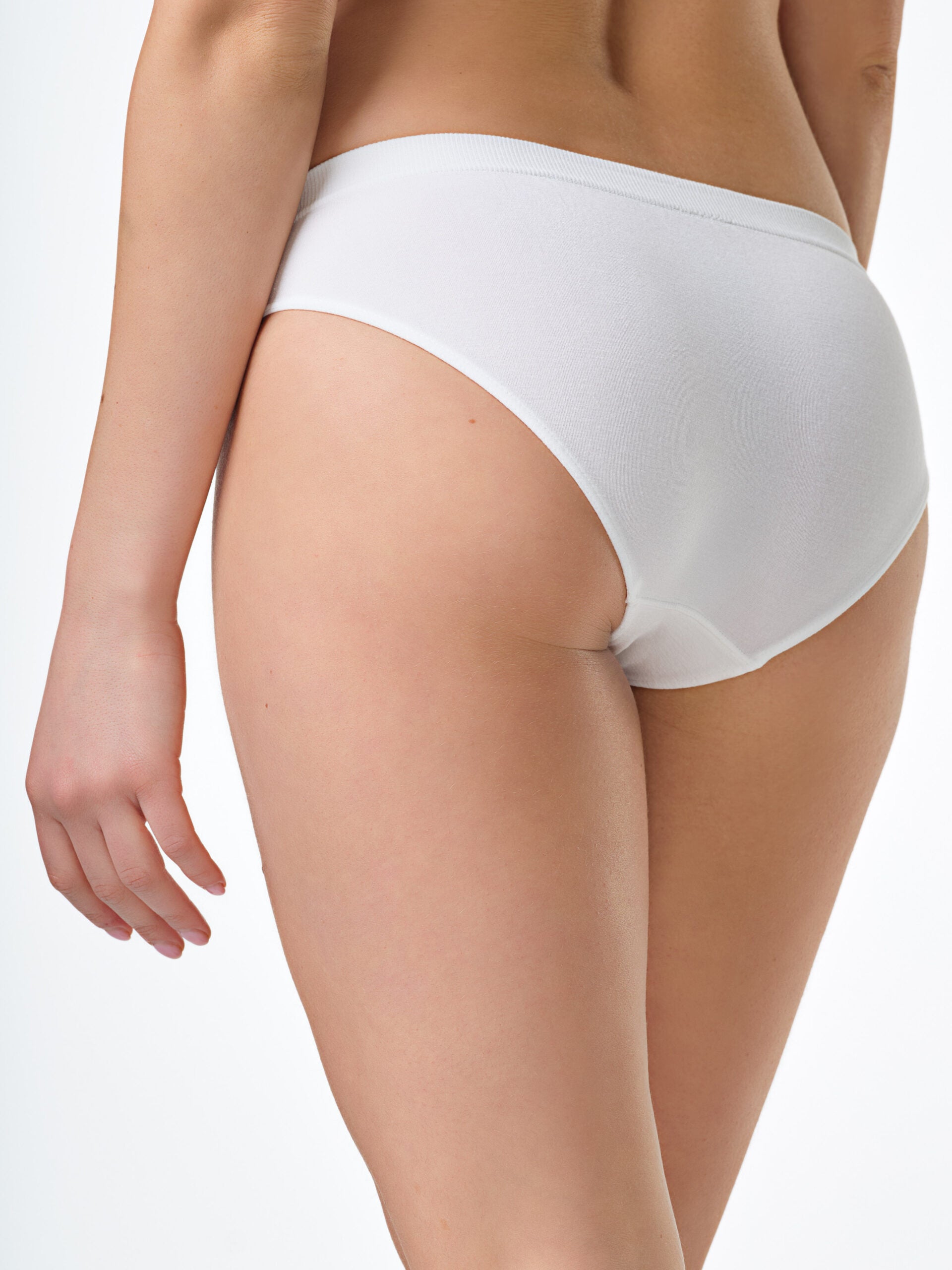 Slip bianco in morbida fibra di bamboo, vista laterale.