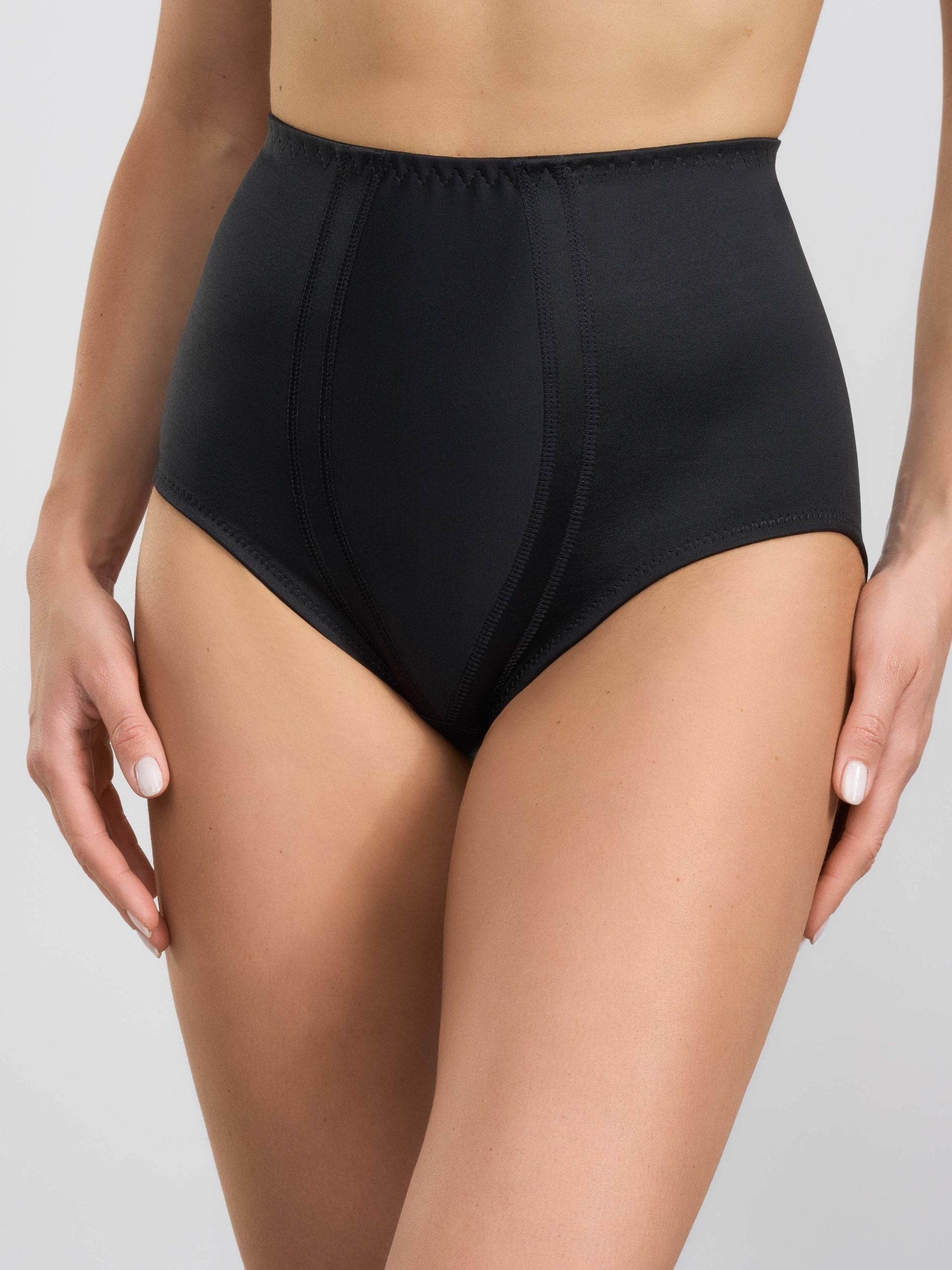 Guaina nera in tessuto contenitivo, vita alta, codice articolo 3122.