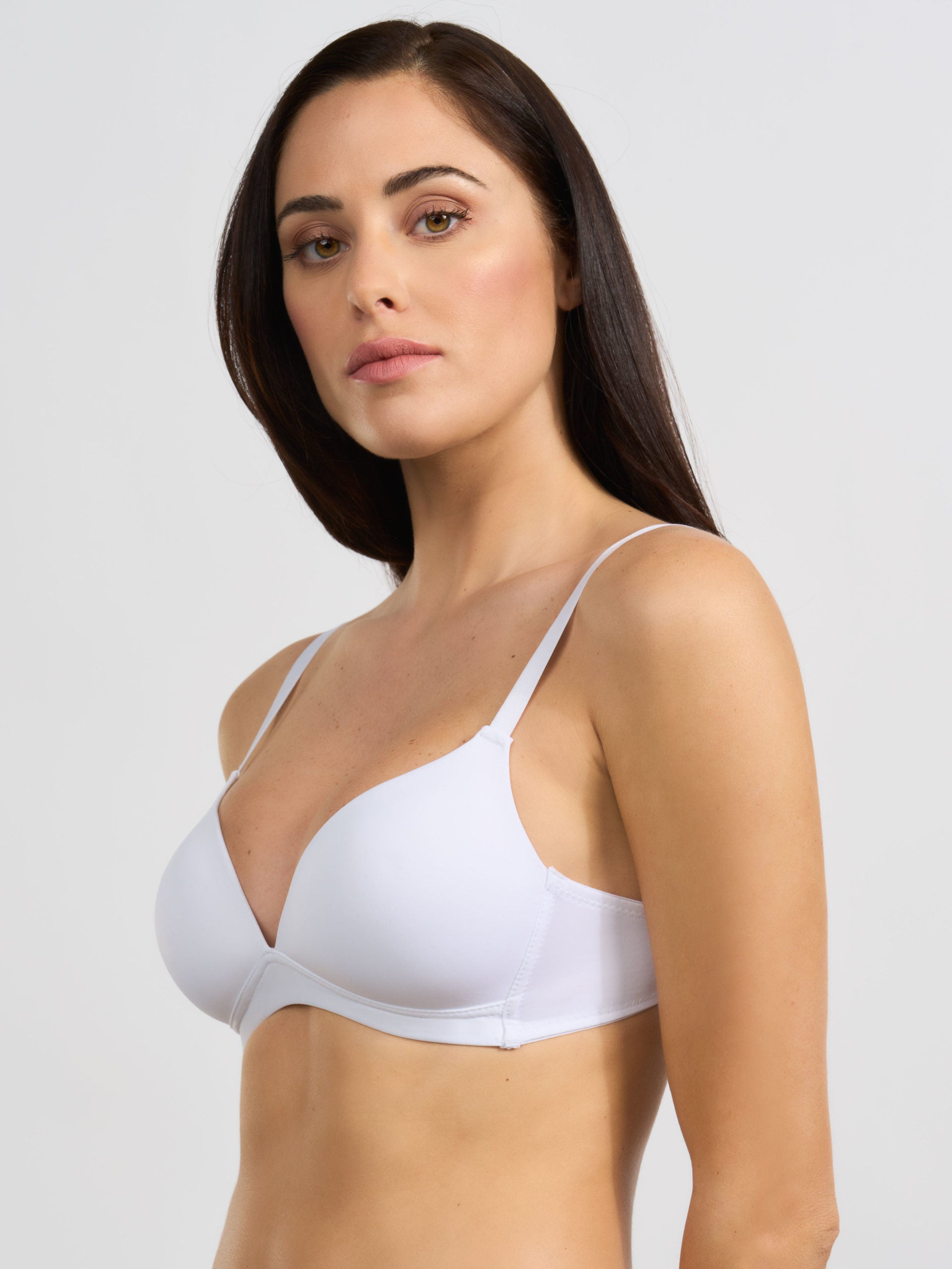 Triangolo imbottito bianco in tessuto elasticizzato con spalline sottili.