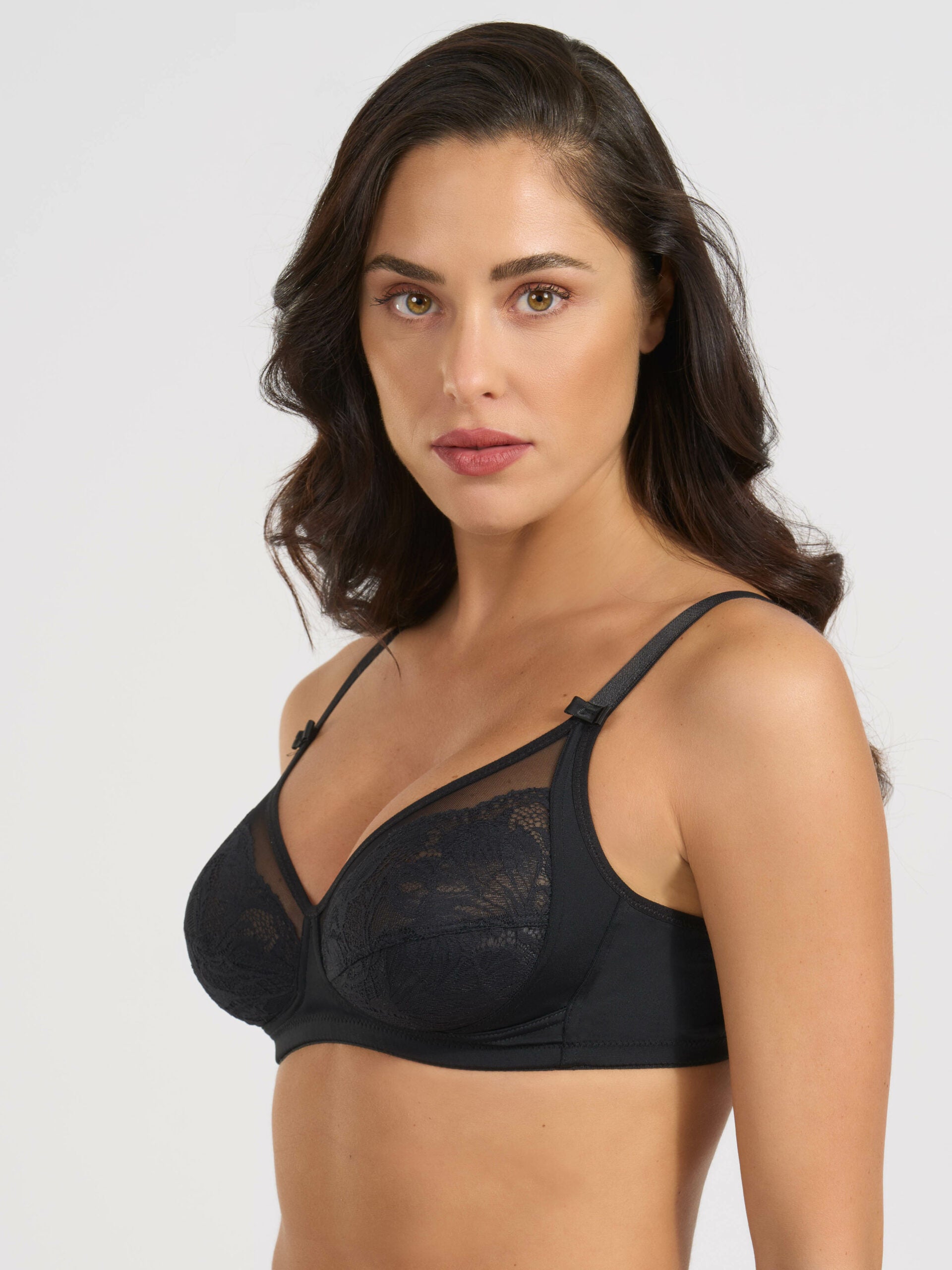 Reggiseno nero in microfibra con pizzo jacquardtronic, coppe trasparenti.