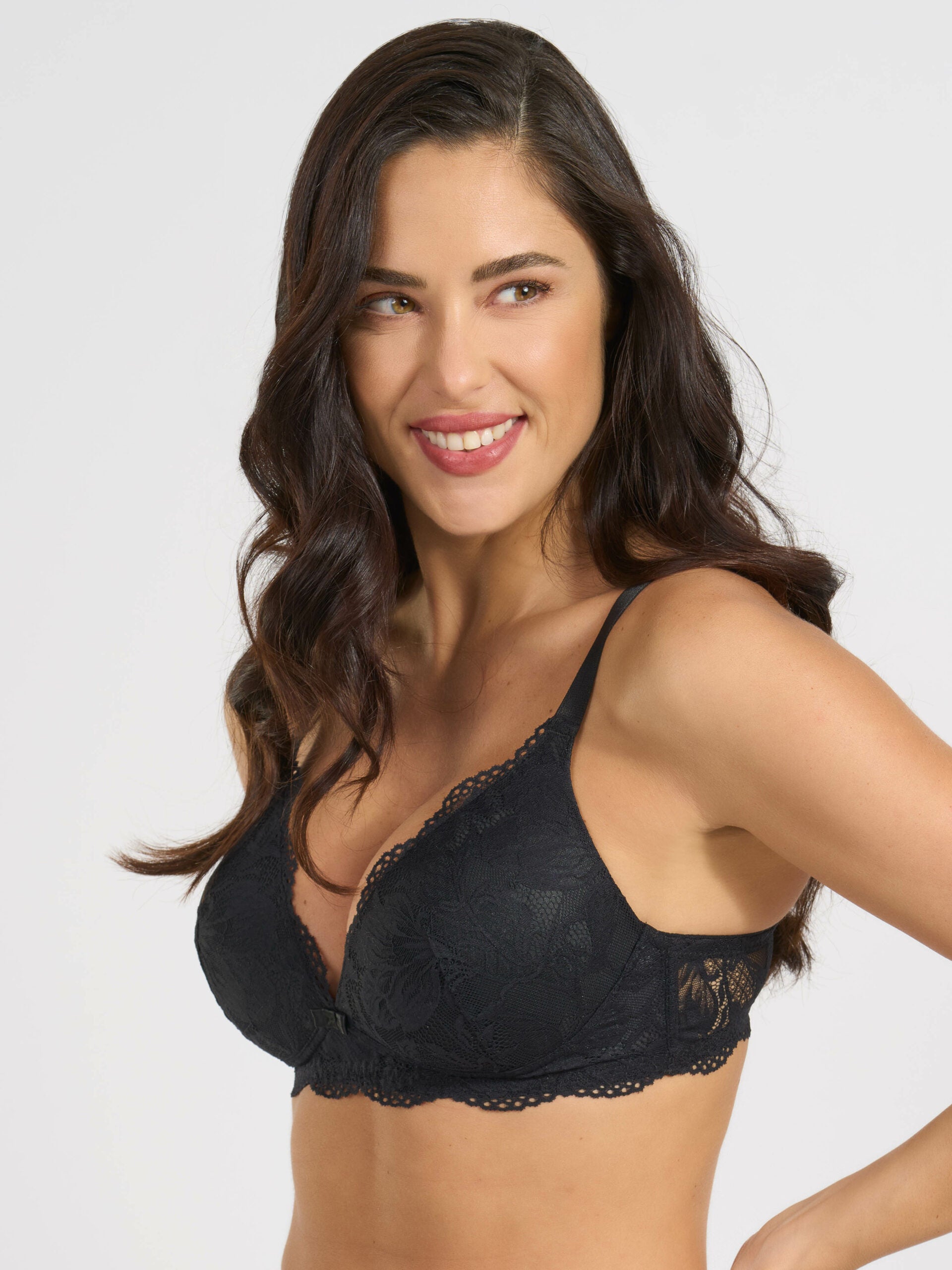 Triangolo imbottito nero senza ferretto in pizzo jacquardtronic.