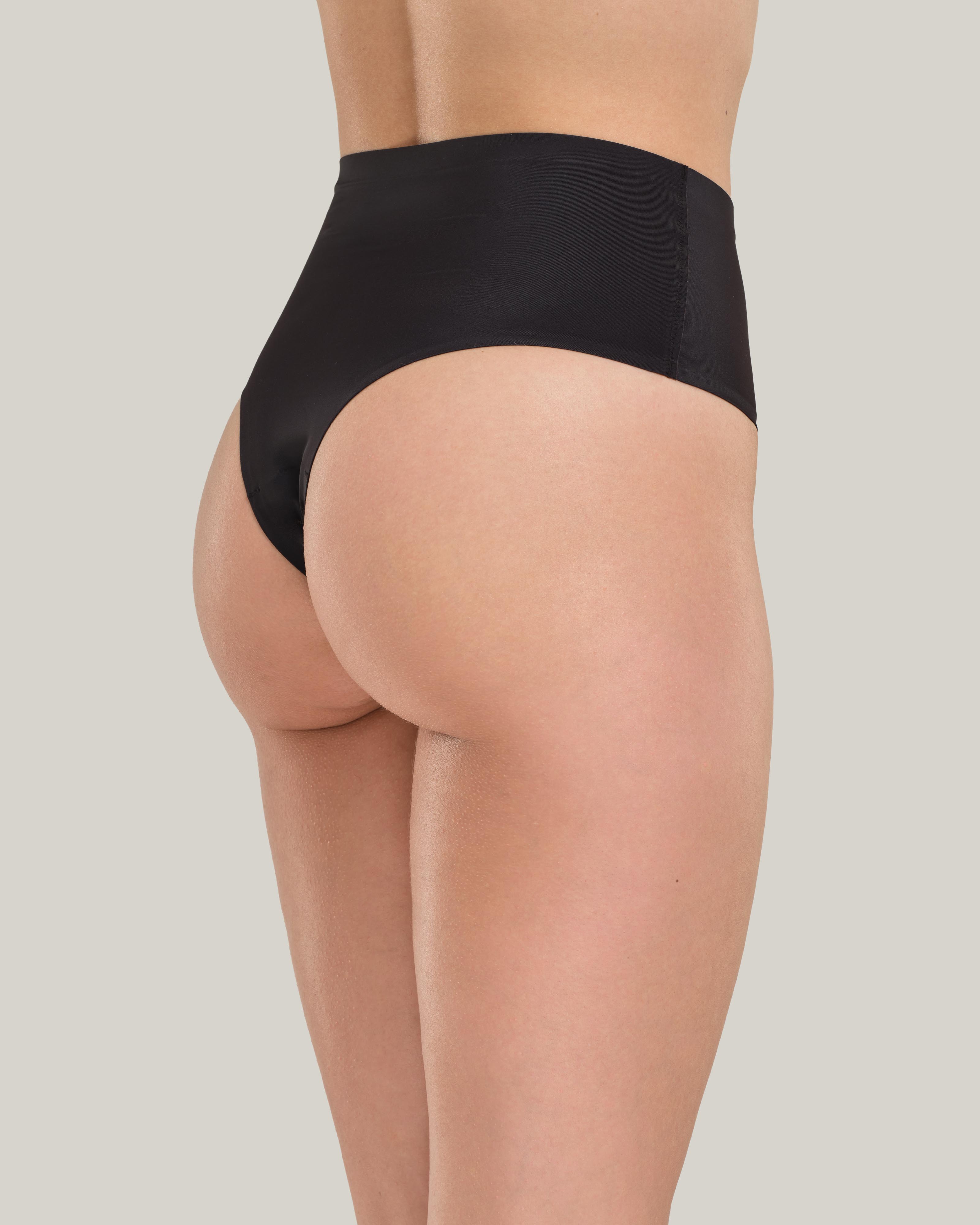 Guainetta modello brasiliana in microfibra elasticizzata, con finiture termonastrate nel girovita e nel girogamba.